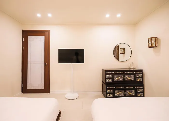 Apartment Cozylogue 2 #gangnam #coex #jamsil Lotte Tower