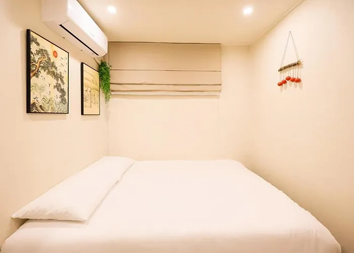 Apartment Cozylogue 2 #gangnam #coex #jamsil Lotte Tower Seoul