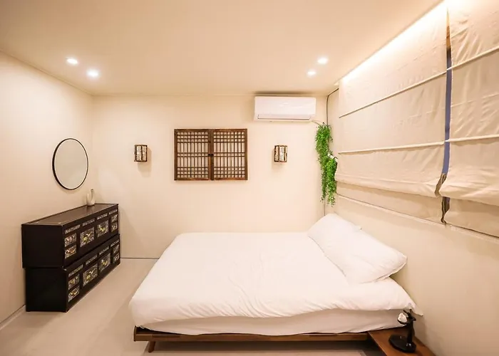 Apartment Cozylogue 2 #gangnam #coex #jamsil Lotte Tower *